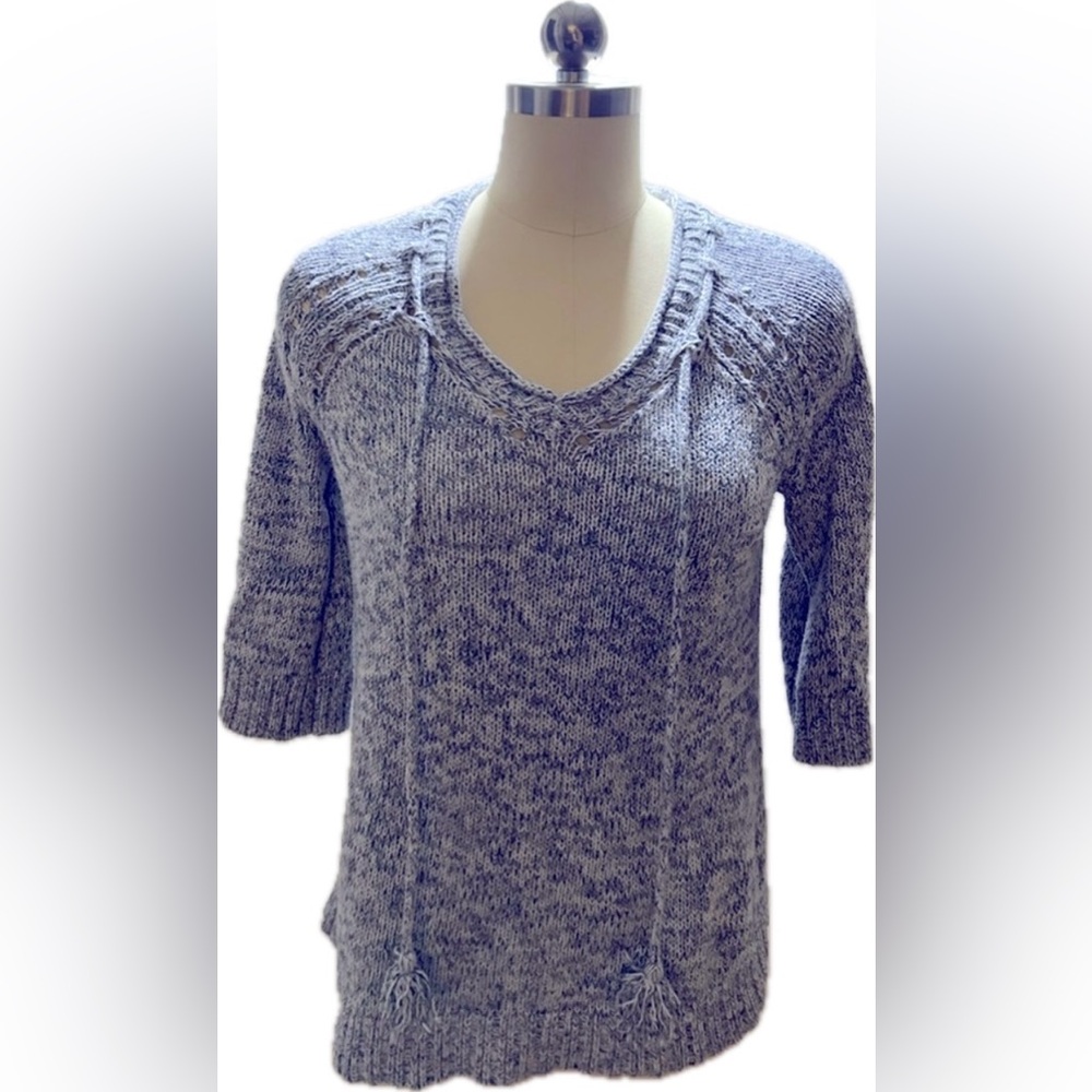 Sonoma- Small blue/white knit with tassel strings.